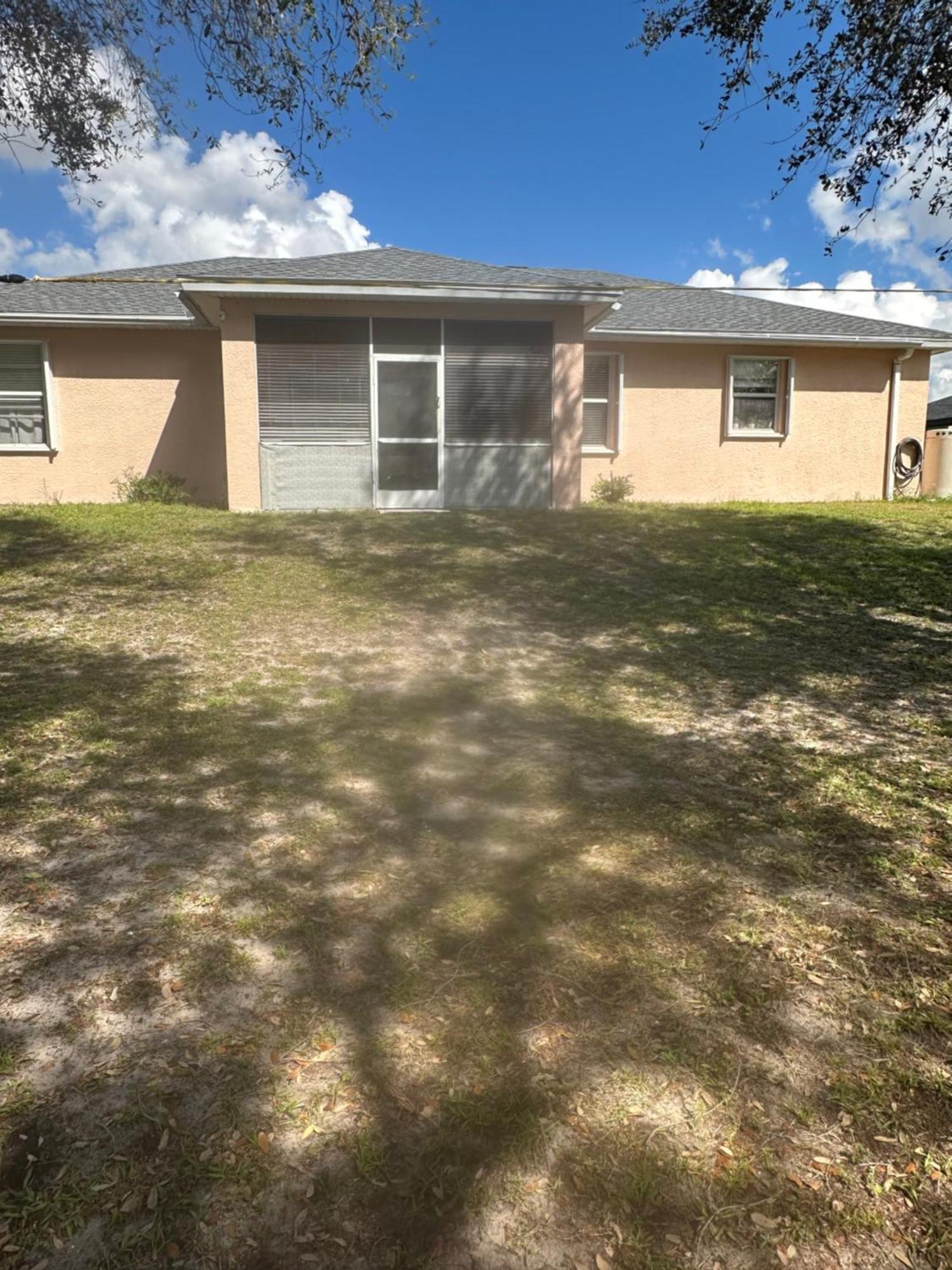 Quite Room In A Family Home Lehigh Acres Exterior photo